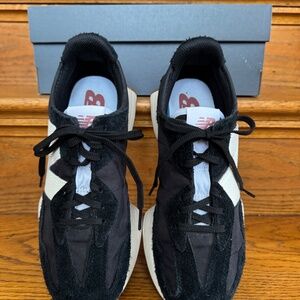 New Balance 327 Women's Size 8.5 EUC SOLD!